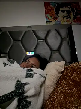 AmberMoss1 online show from October 21, 2025, 10:25 am