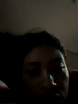 AmberMoss1 online show from October 5, 2025, 9:44 am