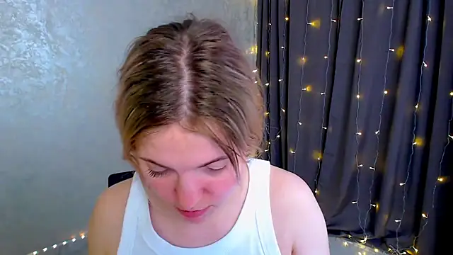 Snapshot of arlana_klart chatting on February 4, 2026, 1:55 am arlana klart online show from February 4, 2026, 1:55 am