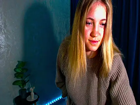 arlana klart online show from September 20, 2025, 1:32 am