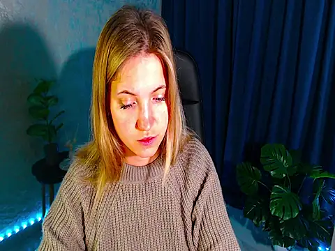 arlana klart online show from September 22, 2025, 1:11 am