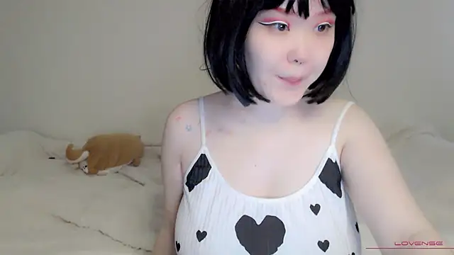 tsunade chan online show from October 16, 2025, 5:16 am