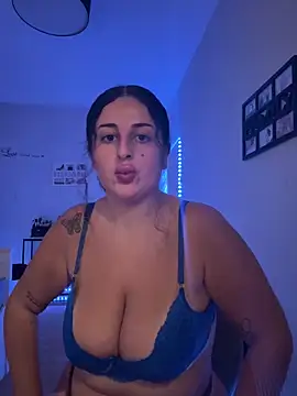 cutiejolina online show from September 19, 2025, 7:51 pm