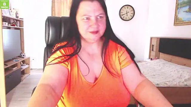 Snapshot of KendraSecrets chatting on September 8, 2025, 2:38 pm KendraSecrets online show from September 8, 2025, 2:38 pm