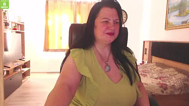 Snapshot of KendraSecrets chatting on October 31, 2025, 11:07 am KendraSecrets online show from October 31, 2025, 11:07 am