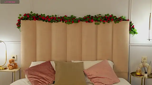 Snapshot of AdoraCortes chatting on February 5, 2026, 5:03 am AdoraCortes online show from February 5, 2026, 5:03 am