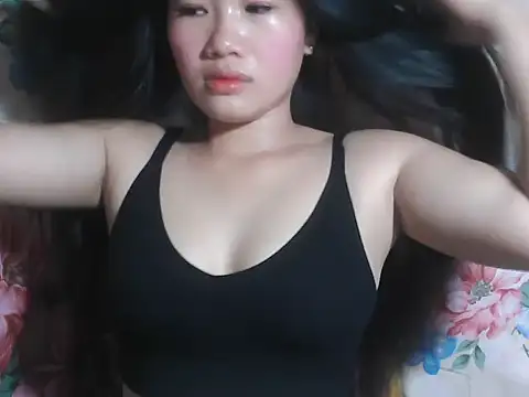 Snapshot of Katie_Winslet chatting on September 28, 2025, 11:23 pm Katie Winslet online show from September 28, 2025, 11:23 pm