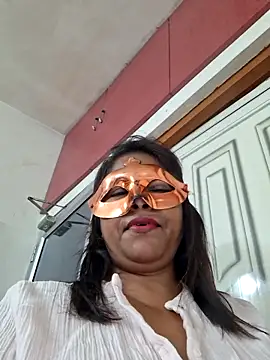 Snapshot of SIMIHOT chatting on October 12, 2025, 8:59 am SIMIHOT online show from October 12, 2025, 8:59 am