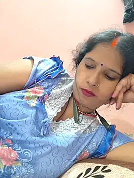 Sonalihot  online show from March 15, 2026, 10:44 am