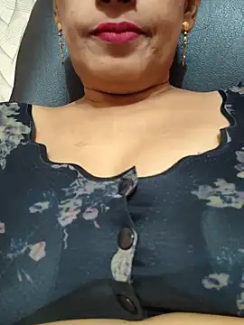 Sonalihot  online show from October 22, 2025, 6:46 am