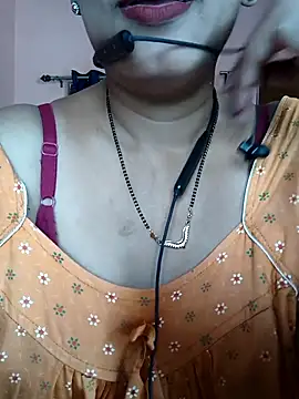 Sonalihot  online show from September 23, 2025, 4:52 am