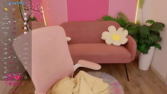 Moon  Bunny online show from March 5, 2026, 12:35 pm