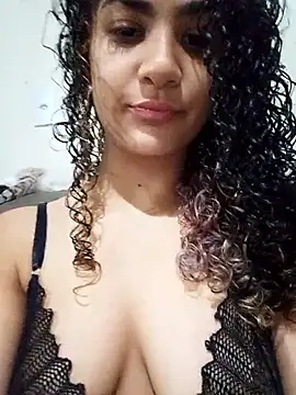 Snapshot of Camilla-23y chatting on November 15, 2025, 2:04 am Camilla-23y online show from November 15, 2025, 2:04 am