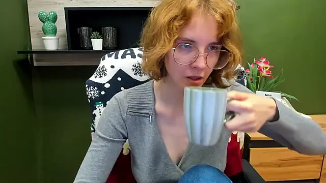 Snapshot of juicyPenny chatting on October 3, 2025, 6:15 am juicyPenny online show from October 3, 2025, 6:15 am