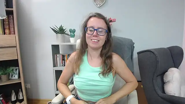 sweetxLizzy online show from July 22, 2026, 4:25 am