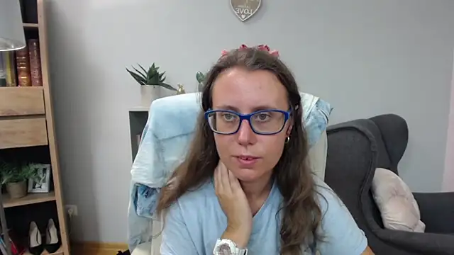 sweetxLizzy online show from July 1, 2026, 4:35 am