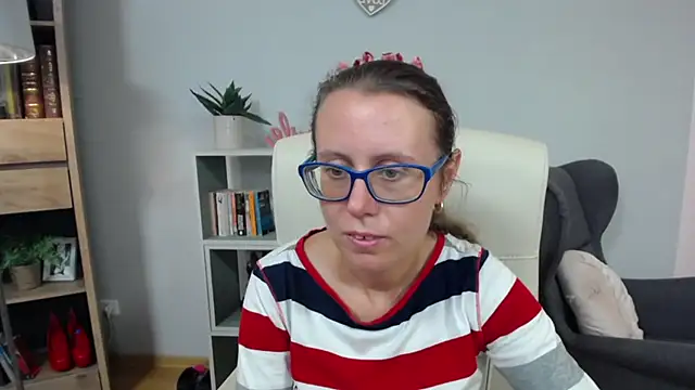 sweetxLizzy online show from July 6, 2026, 4:30 am