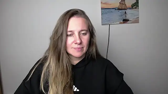 Snapshot of Darklure_ chatting on October 9, 2025, 2:17 pm Darklure  online show from October 9, 2025, 2:17 pm