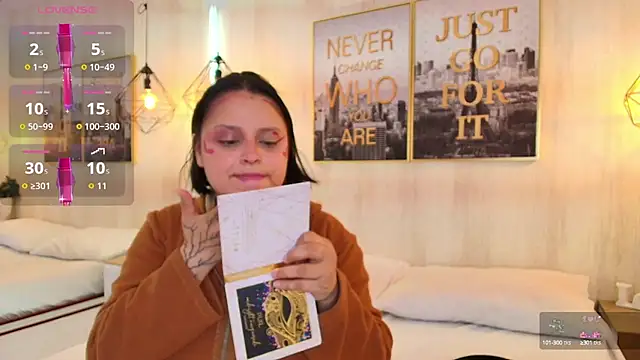 Snapshot of Bluesky_666 chatting on October 9, 2025, 7:47 pm Bluesky 666 online show from October 9, 2025, 7:47 pm