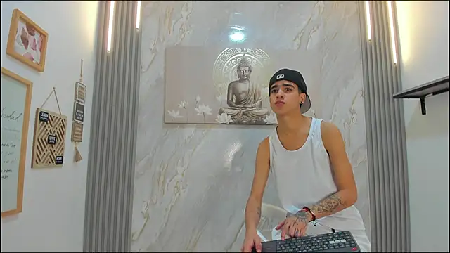 TWINKS BOYS1 online show from January 8, 2026, 7:20 pm