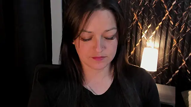 Snapshot of 4ngel_greey chatting on October 13, 2025, 9:49 pm 4ngel greey online show from October 13, 2025, 9:49 pm