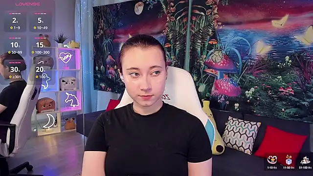 Snapshot of ClaraParks chatting on September 22, 2025, 6:14 pm ClaraParks online show from September 22, 2025, 6:14 pm