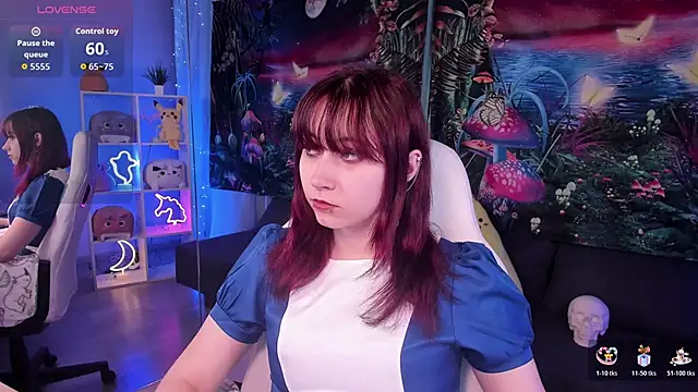 Snapshot of ClaraParks chatting on October 29, 2025, 7:13 pm ClaraParks online show from October 29, 2025, 7:13 pm