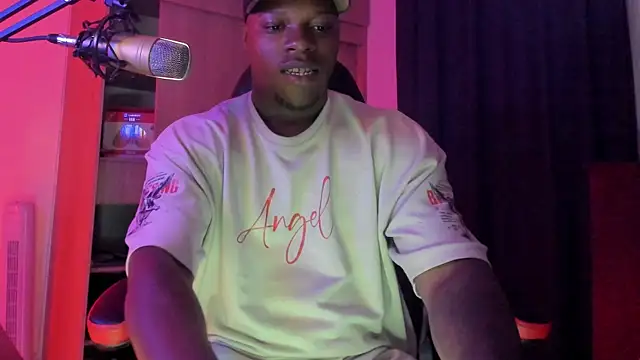 Snapshot of CorvisXnc0012 chatting on October 1, 2025, 5:34 am CorvisXnc0012 online show from October 1, 2025, 5:34 am