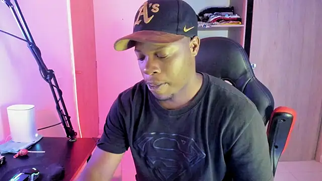 Snapshot of CorvisXnc0012 chatting on October 29, 2025, 4:44 am CorvisXnc0012 online show from October 29, 2025, 4:44 am