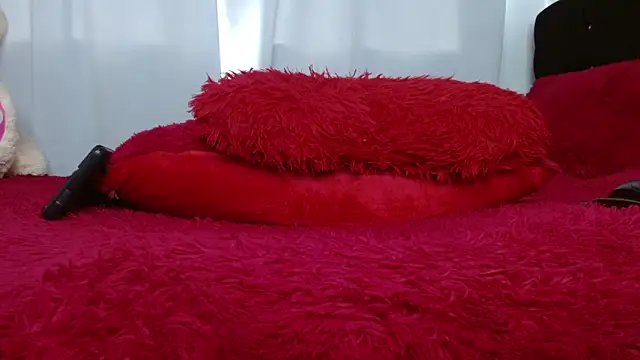 Snapshot of Charlothe_Wright chatting on September 22, 2025, 6:14 pm Charlothe Wright online show from September 22, 2025, 6:14 pm