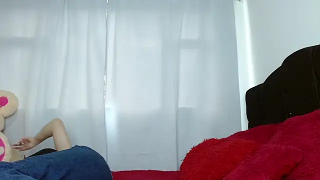 Snapshot of Charlothe_Wright chatting on October 9, 2025, 5:57 pm Charlothe Wright online show from October 9, 2025, 5:57 pm