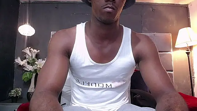 Snapshot of blackbignude chatting on September 18, 2025, 1:30 am blackbignude online show from September 18, 2025, 1:30 am