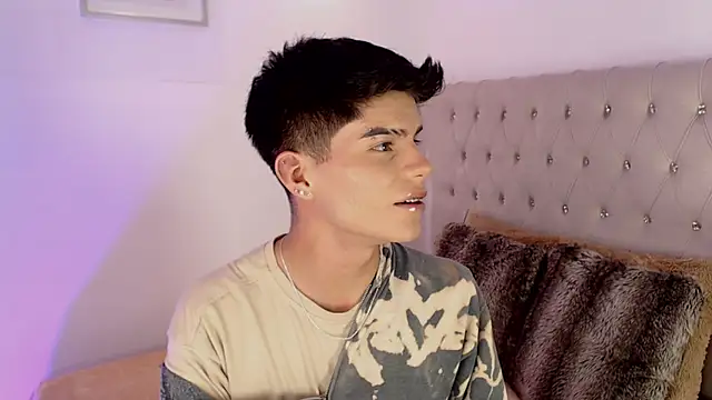 Snapshot of Dulcey_ chatting on October 5, 2025, 12:23 am Dulcey online show from October 5, 2025, 12:23 am