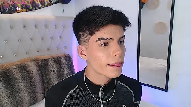 Snapshot of Dulcey_ chatting on October 12, 2025, 4:03 am Dulcey online show from October 12, 2025, 4:03 am