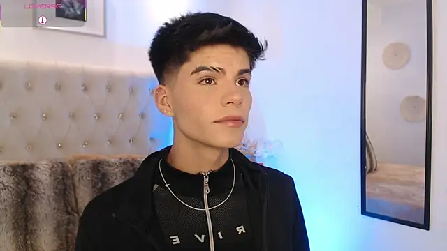 Snapshot of Dulcey_ chatting on September 28, 2025, 1:01 am Dulcey online show from September 28, 2025, 1:01 am