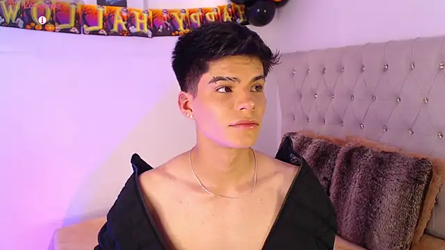 Snapshot of Dulcey_ chatting on October 7, 2025, 4:13 am Dulcey online show from October 7, 2025, 4:13 am