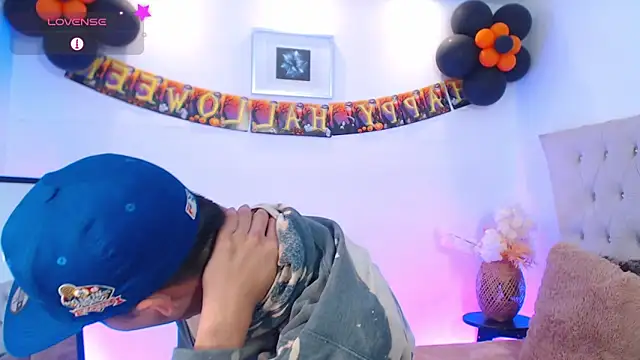 Snapshot of Dulcey_ chatting on October 21, 2025, 5:29 am Dulcey online show from October 21, 2025, 5:29 am