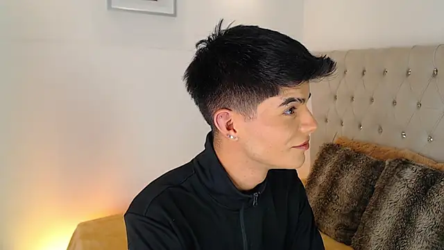 Snapshot of Dulcey_ chatting on October 4, 2025, 4:25 am Dulcey online show from October 4, 2025, 4:25 am