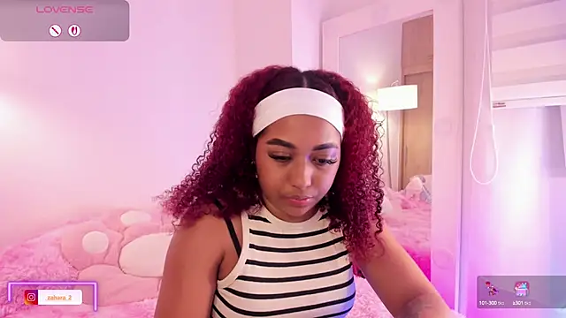 Snapshot of _Zahara_ chatting on October 16, 2025, 1:03 am Zahara online show from October 16, 2025, 1:03 am