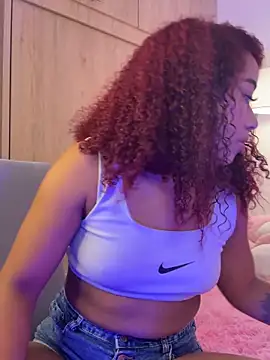  Zahara  online show from December 19, 2025, 10:56 pm