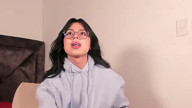 SamanthaRivas  online show from September 11, 2025, 12:21 am