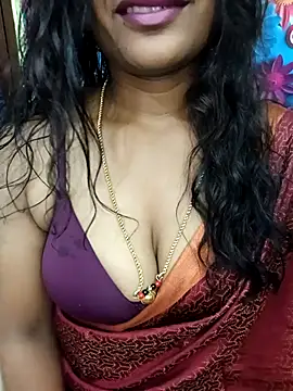 Snapshot of Dharshini_7 chatting on October 26, 2025, 4:07 pm Dharshini 7 online show from October 26, 2025, 4:07 pm