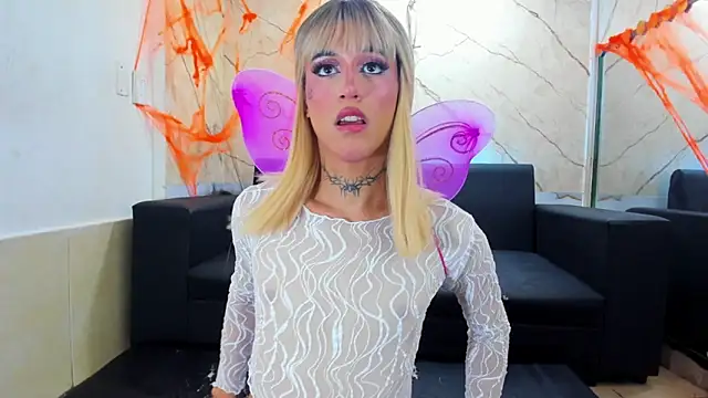 Snapshot of Aleska_GATE chatting on October 30, 2025, 8:50 pm Aleska GATE online show from October 30, 2025, 8:50 pm