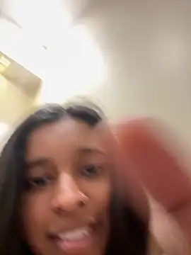 Snapshot of desitease chatting on October 9, 2025, 7:25 pm desitease online show from October 9, 2025, 7:25 pm