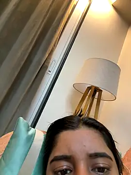 Snapshot of desitease chatting on November 10, 2025, 7:19 pm desitease online show from November 10, 2025, 7:19 pm