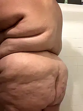 Snapshot of lulusatansbaby chatting on November 6, 2025, 6:39 am lulusatansbaby online show from November 6, 2025, 6:39 am