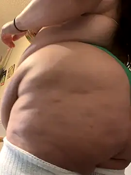 Snapshot of lulusatansbaby chatting on October 15, 2025, 9:50 am lulusatansbaby online show from October 15, 2025, 9:50 am