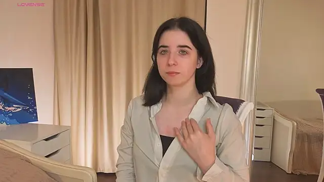 DorisDenmon online show from October 31, 2025, 3:03 am