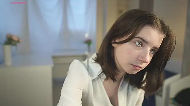 DorisDenmon online show from September 28, 2025, 3:02 am