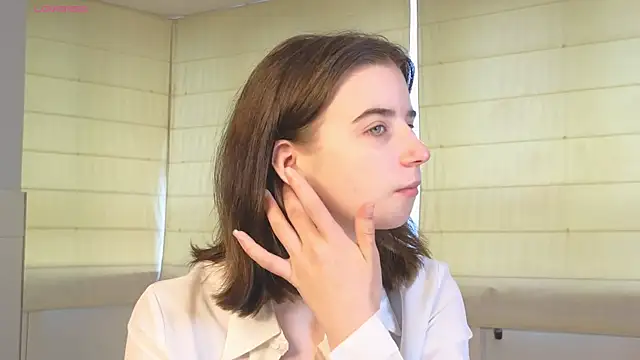 DorisDenmon online show from September 21, 2025, 3:11 am